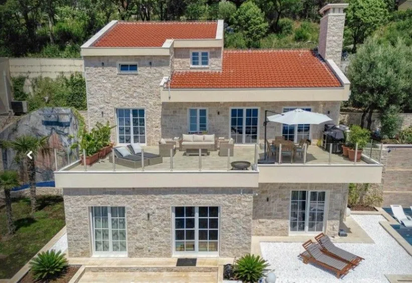 Prodaja, kuća, 330m², Podi, Herceg Novi