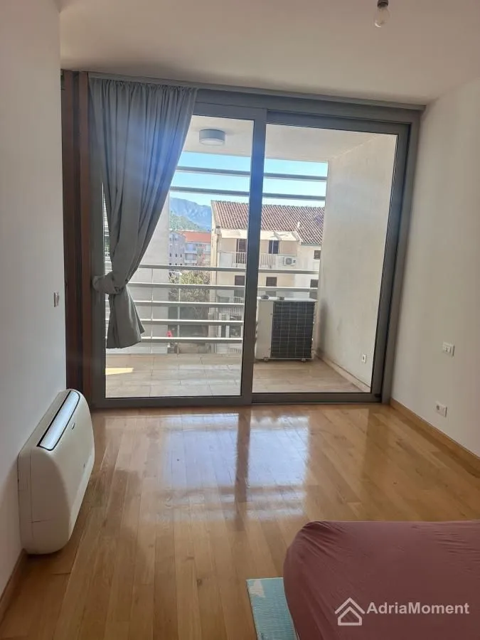 Prodaja, dvosoban stan, 85m², Centar, Budva