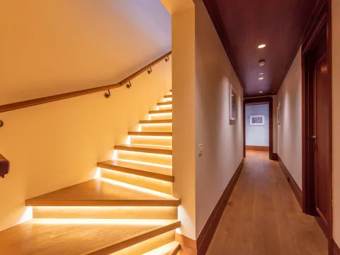 Prodaja, trosoban stan, 221m², Porto Montenegro, Tivat - image 9