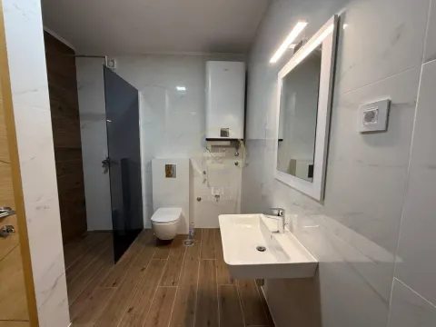 Izdavanje, poslovni prostor, 117m², Centar, Novi Sad - image 14