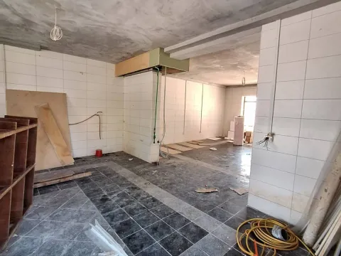Rent, office space, 72m², Gornja Gorica, Podgorica - image 12