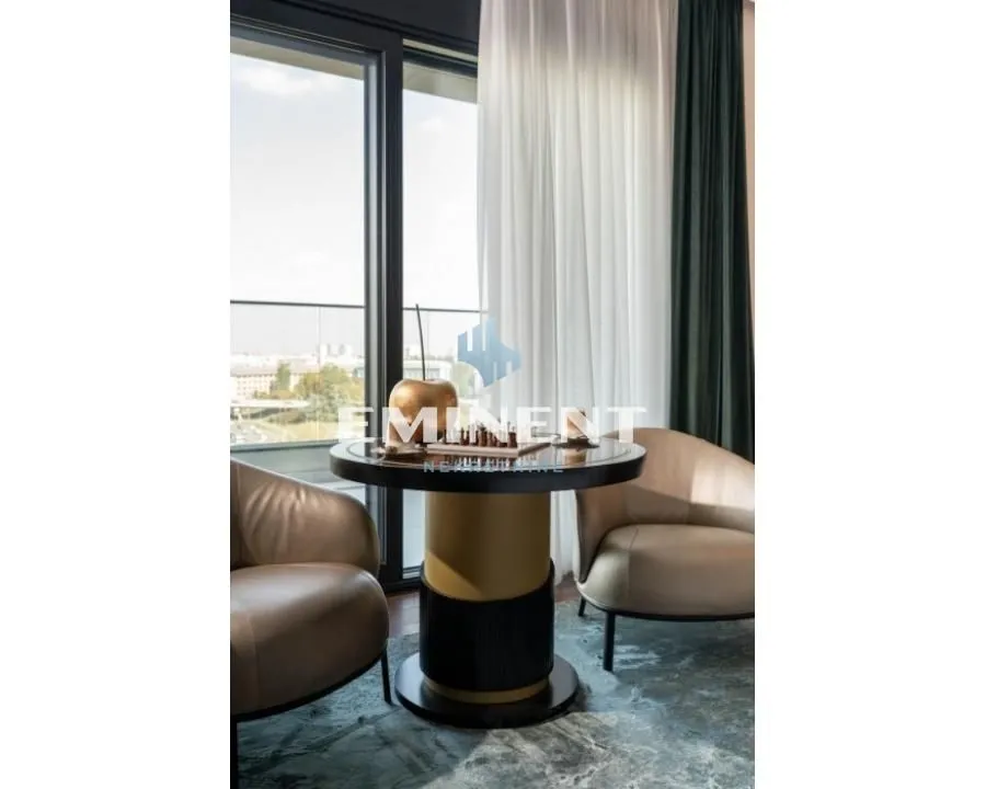 Izdavanje, četvorosoban stan, 450m², Novi Beograd Blok 65, Novi Beograd Sve Podlokacije