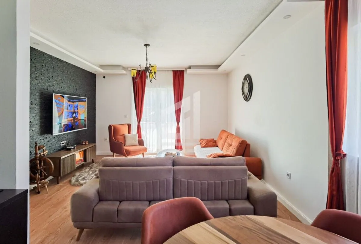 Prodaja, kuća, 220m², Bar, Crna Gora