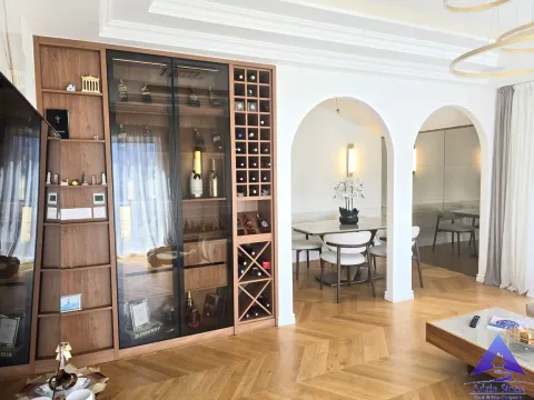 Prodaja, dvosoban stan, 77m², Budva, Crna Gora - image 8