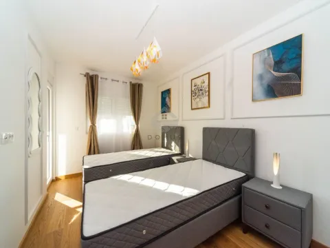 Rent, two bedroom apartment, 75m², New City, Podgorica - image 14
