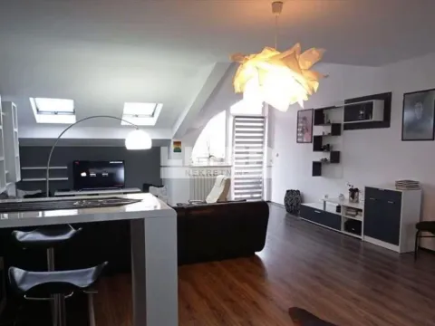 Sale, three bedroom apartment, 133m², Uciteljsko Naselje, Zvezdara Sve Podlokacije - image 2