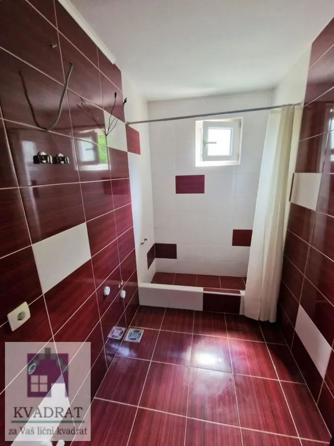 Prodaja, kuća, 219m², Centar, Ub