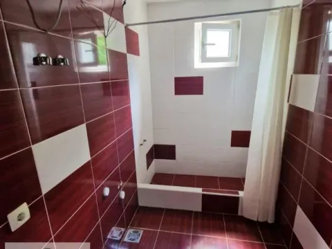 Prodaja, kuća, 219m², Centar, Ub - image 24