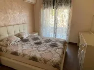 Izdavanje, trosoban stan, 130m², Centar, Budva - image 8