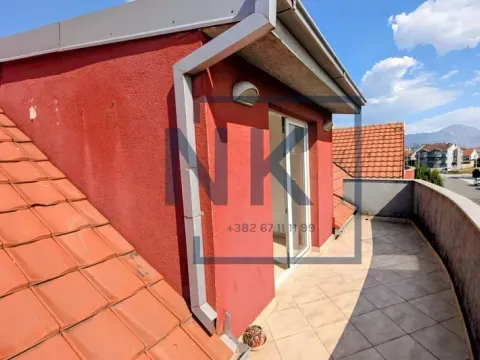 Rent, office space, 50m², Stari Aerodrom, Podgorica - image 2