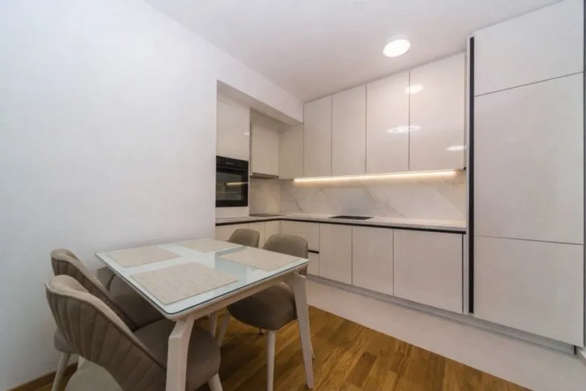 Izdavanje, jednosoban stan, 45m², City Kvart, Podgorica