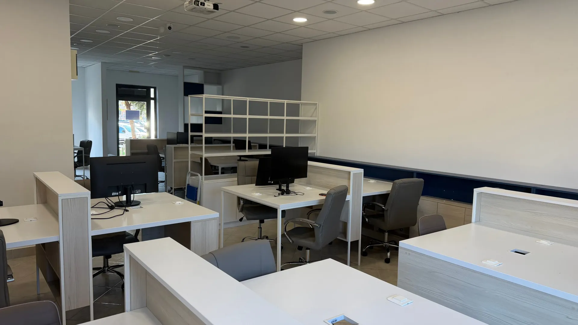Rent, office space, 98m², Stari Aerodrom, Podgorica