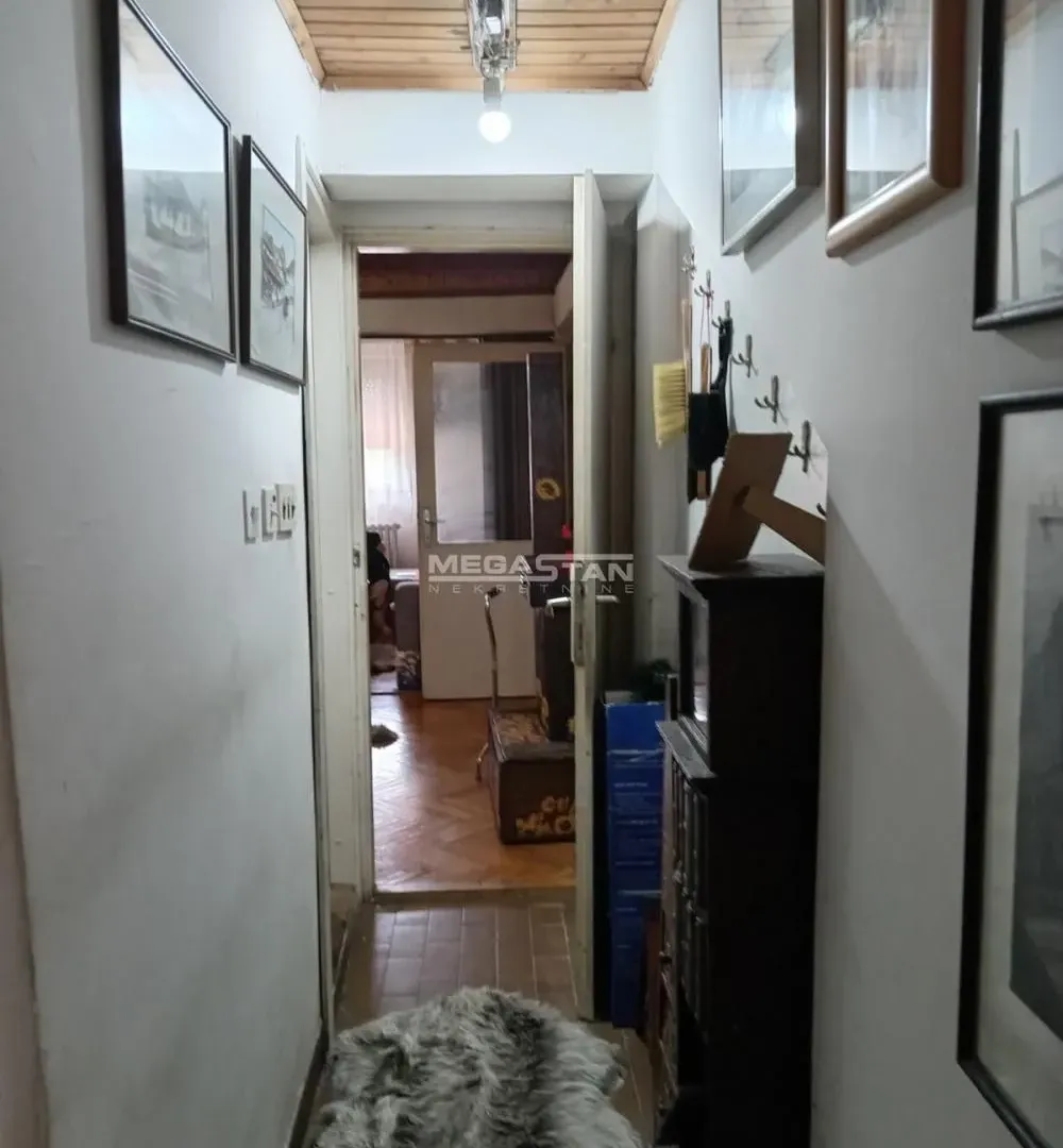 Prodaja, četvorosoban stan, 104m², Zvezdara Sve Podlokacije, Beograd