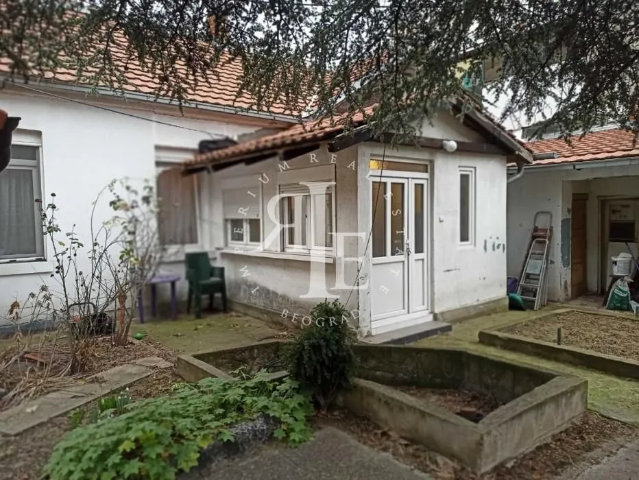 Sale, house, 70m², Vračar Sve Podlokacije, Beograd