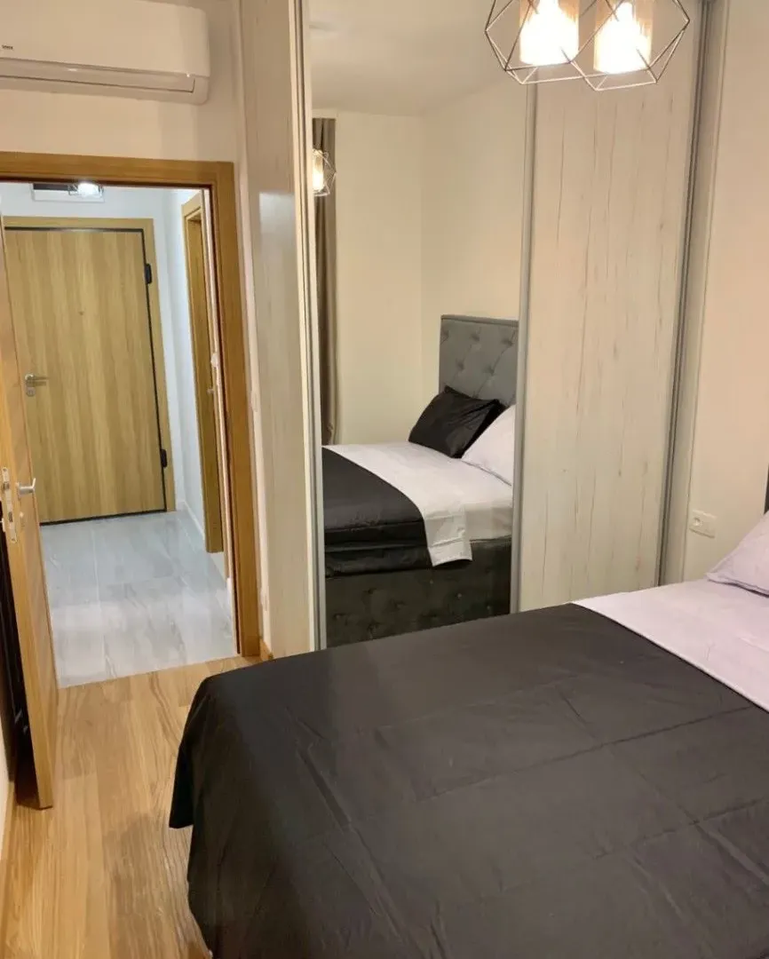 Izdavanje, jednosoban stan, 48m², New City, Podgorica