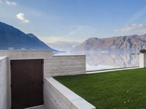 Prodaja, stan, 196m², Dobrota, Kotor - image 7