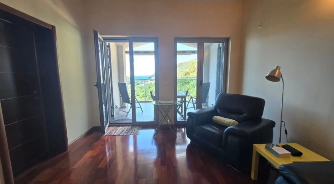 Prodaja, dvosoban stan, 93m², Petrovac, Budva