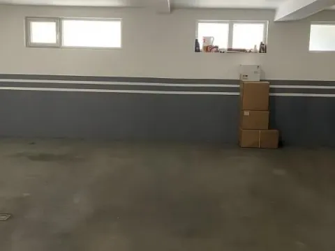 Prodaja, trosoban stan, 100m², Olimp, Zvezdara Sve Podlokacije - image 19