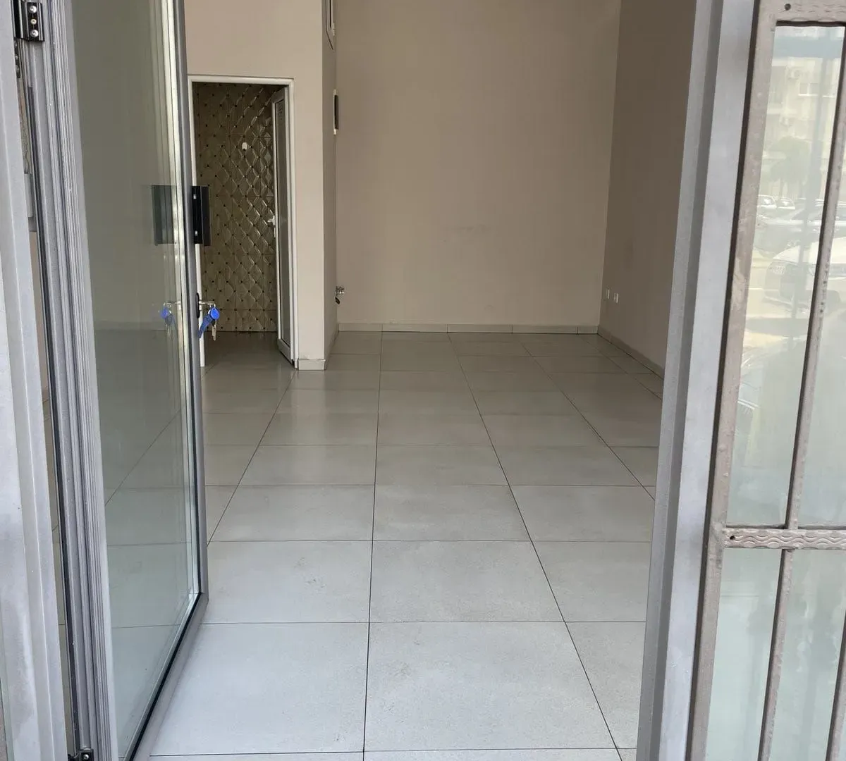 Rent, office space, 30m², Stari Aerodrom, Podgorica