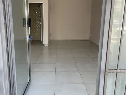 Rent, office space, 30m², Stari Aerodrom, Podgorica - image 1