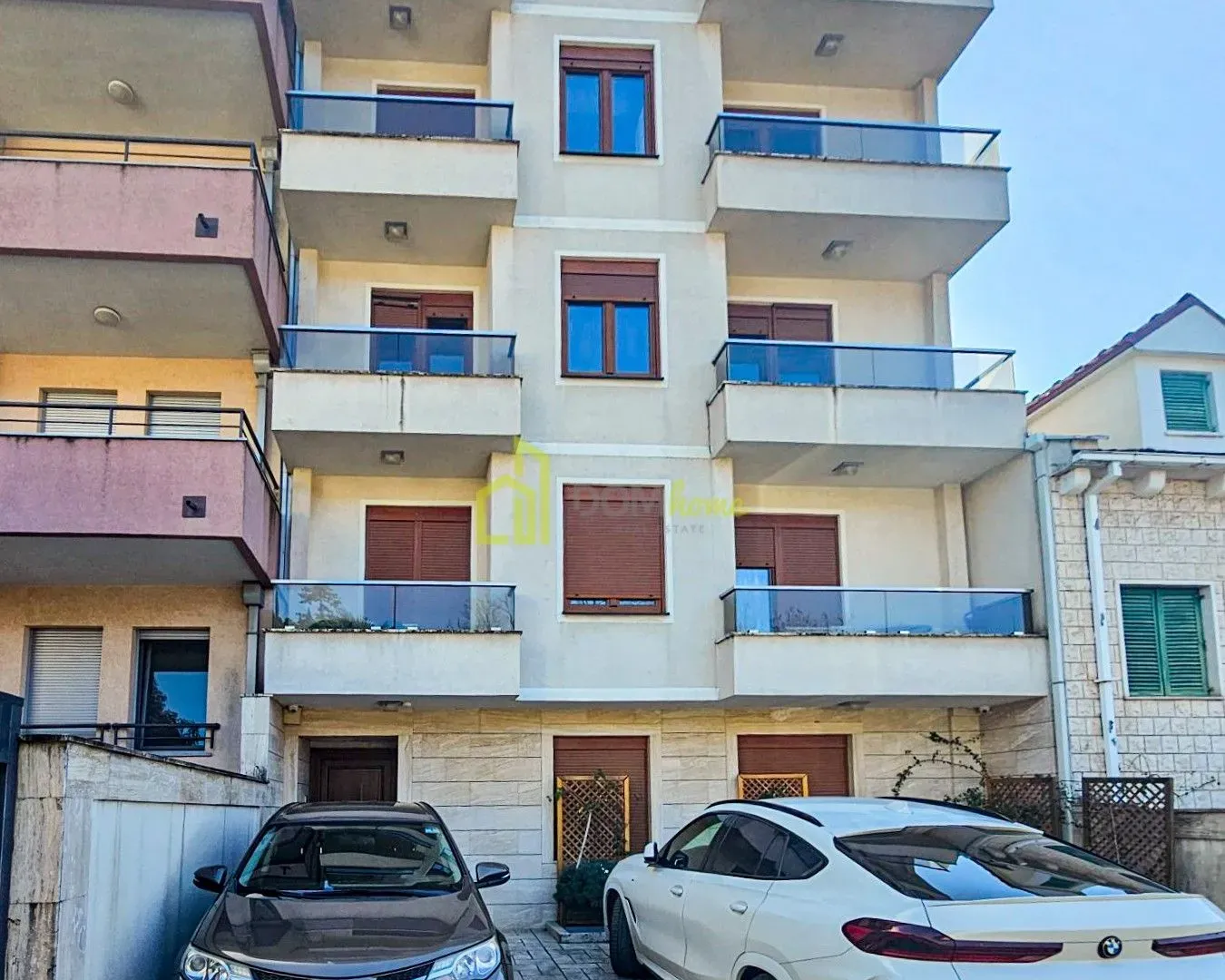 Sale, five bedroom apartment, 175m², Gorica C, Podgorica