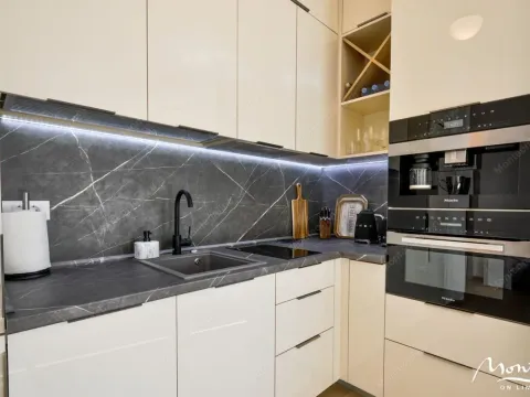 Prodaja, dvosoban stan, 73m², Tivat, Crna Gora - image 12