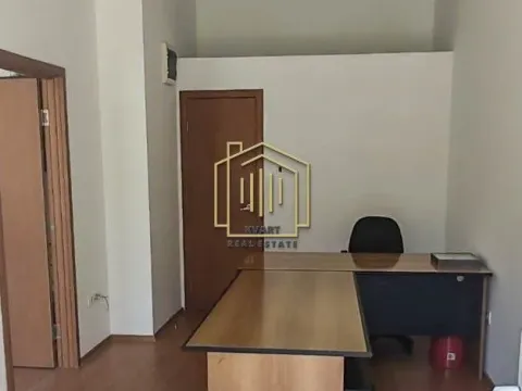 Rent, office space, 28m², Stari Aerodrom, Podgorica - image 5