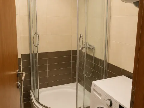 Rent, two bedroom apartment, 85m², Preko Morače, Podgorica - image 10