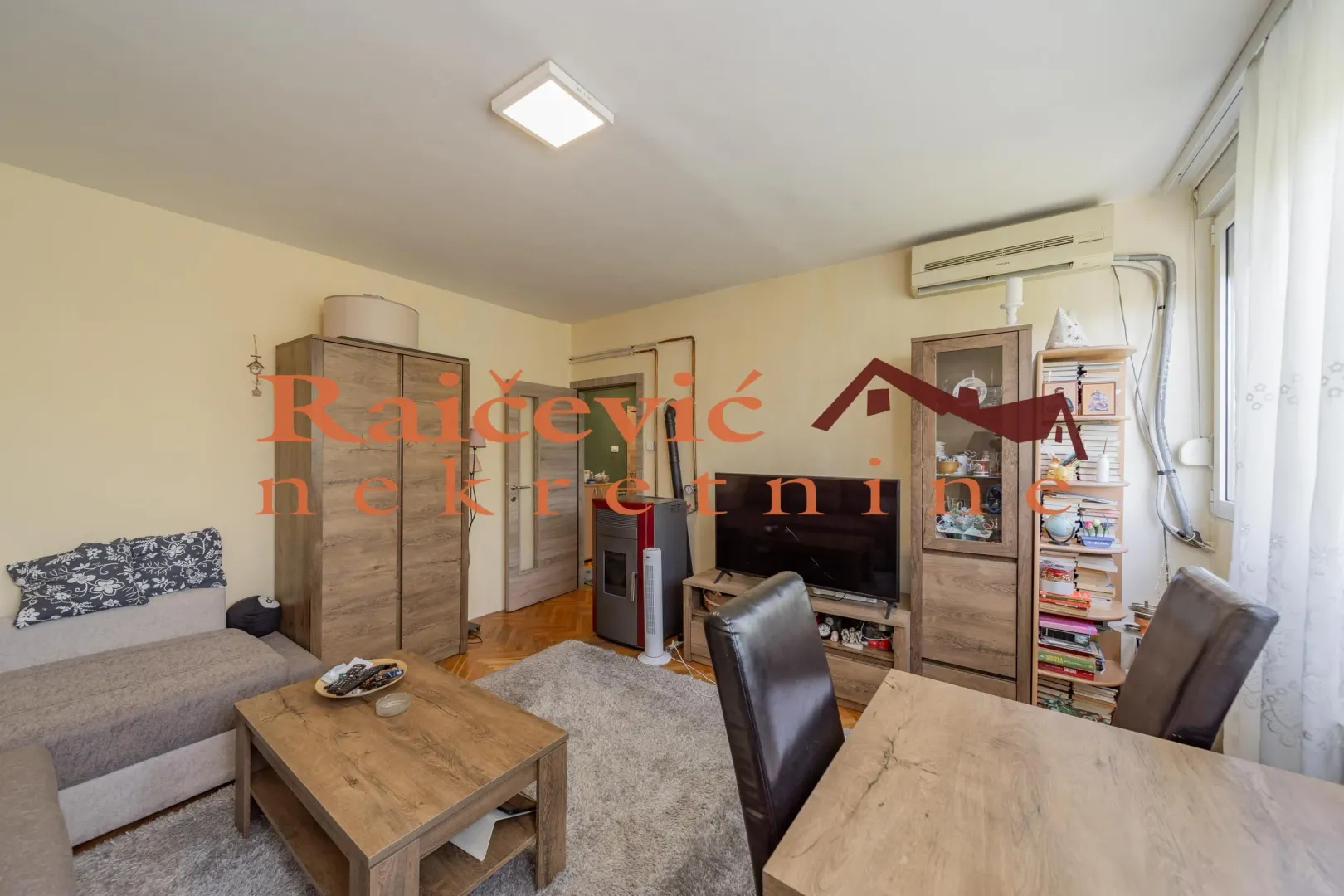 Prodaja, trosoban stan, 69m², Brace Jerković, Voždovac Sve Podlokacije