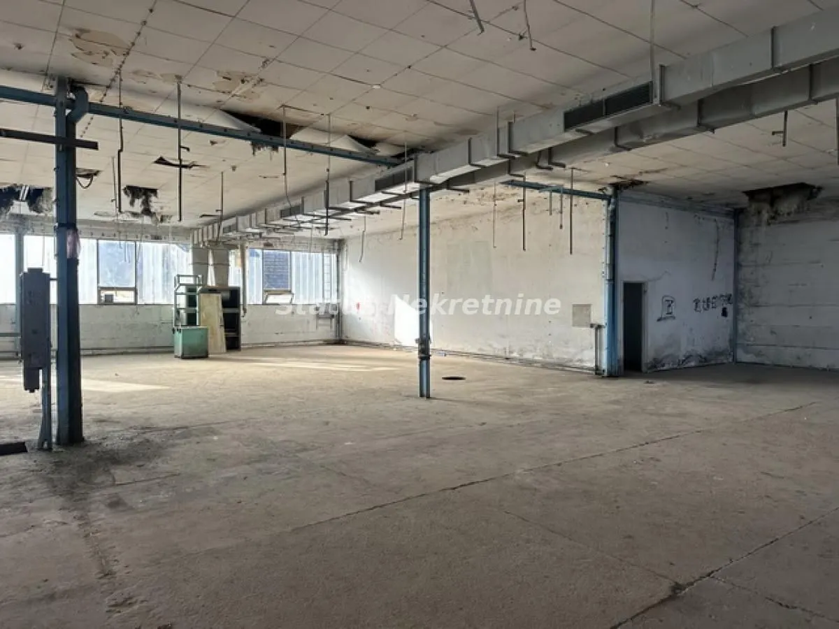 Rent, office space, 300m², Novi Sad, Srbija