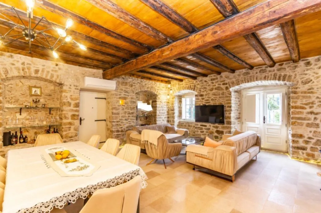 Sale, two bedroom apartment, 68m², Srbina, Herceg Novi