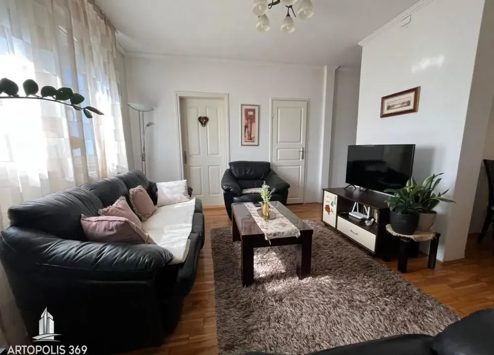 Sale, three bedroom apartment, 75m², Konjarnik, Voždovac Sve Podlokacije