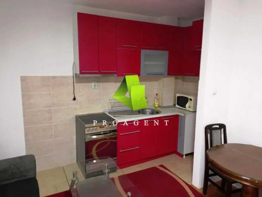 Izdavanje, jednosoban stan, 42m², Pantelej, Niš