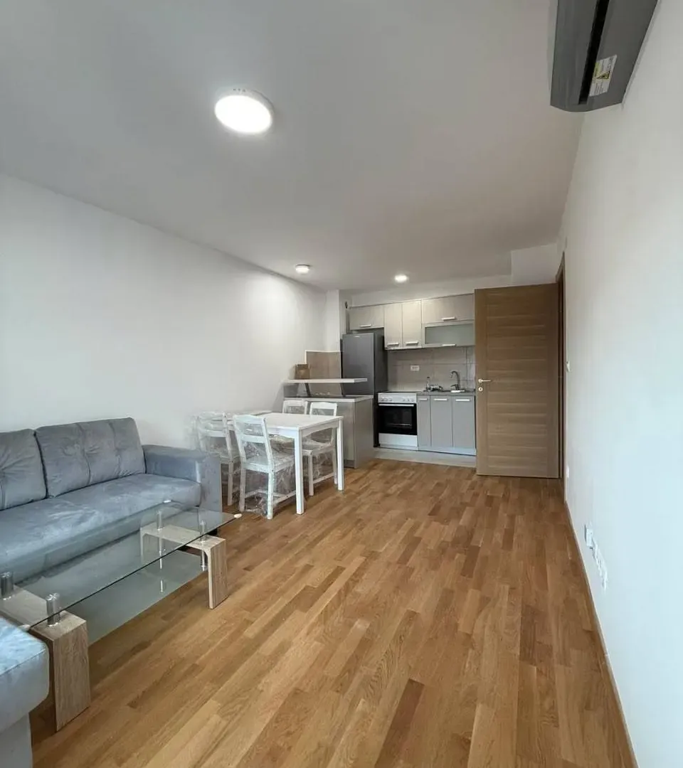 Rent, one bedroom apartment, 38m², Stari Aerodrom, Podgorica