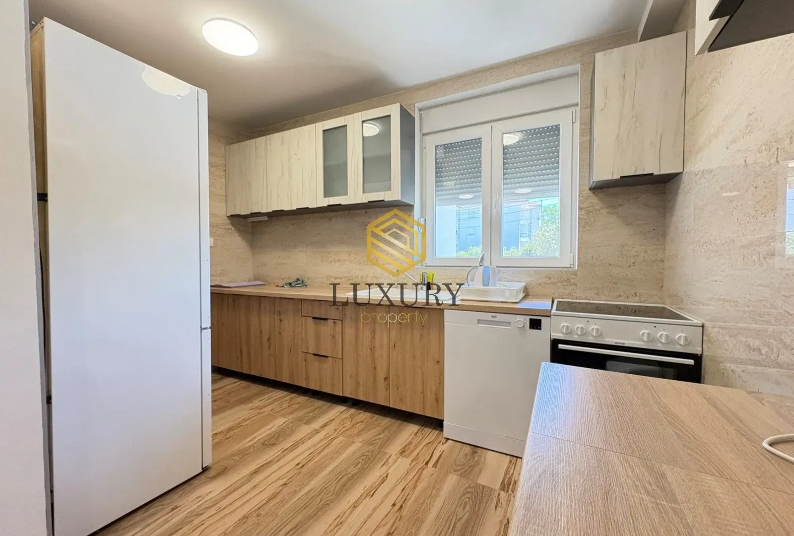 Rent, house, 170m², Zagorič, Podgorica