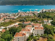 Sale, two bedroom apartment, 180m², Đenovići, Herceg Novi - image 1