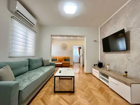 Prodaja, trosoban stan, 80m², Budva, Crna Gora - image 6