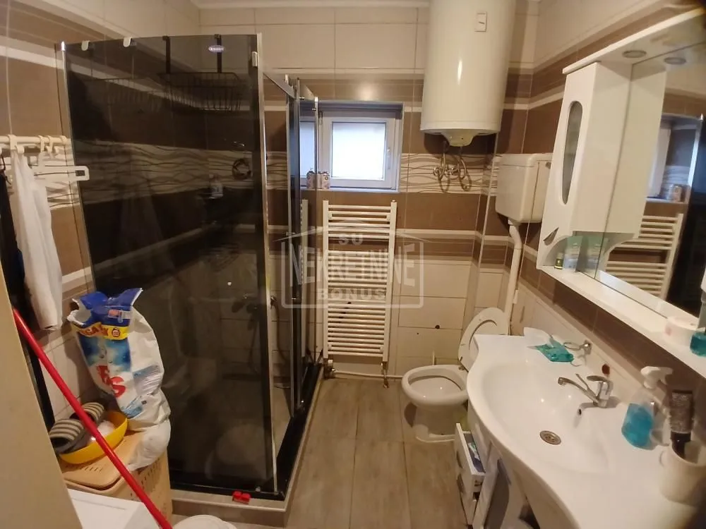 Prodaja, kuća, 220m², Dudova Šuma, Subotica