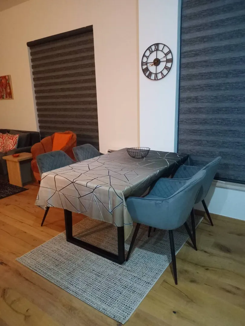 Rent, one bedroom apartment, 65m², Škaljari, Kotor