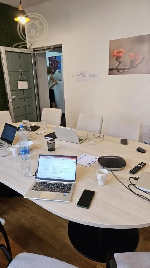 Rent, office space, 130m², Stari Grad, Beograd