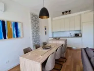 Izdavanje, trosoban stan, 95m², City Kvart, Podgorica - image 4