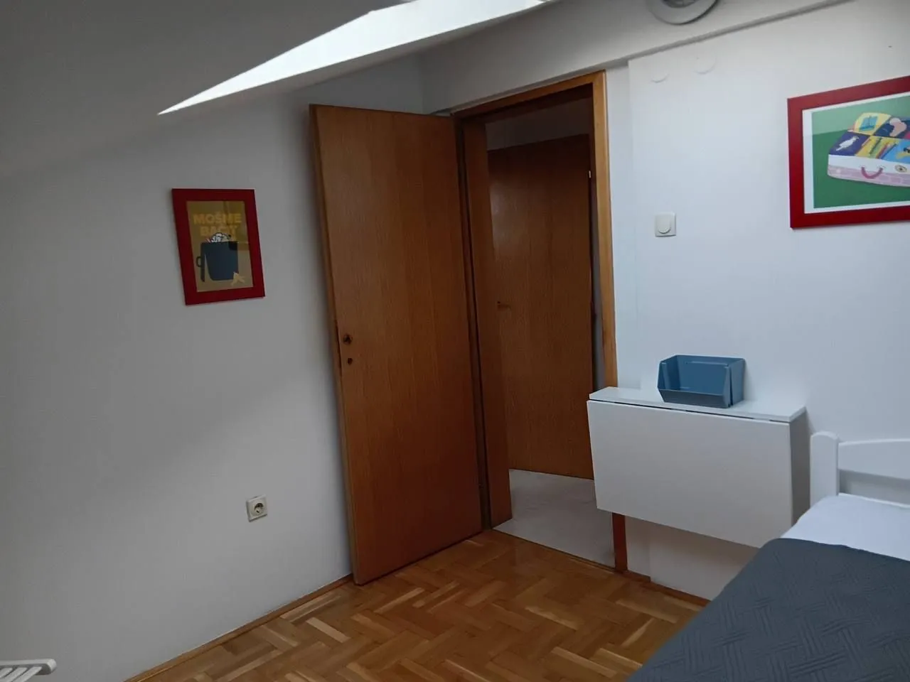 Izdavanje, trosoban stan, 80m², Krivi Most, Podgorica