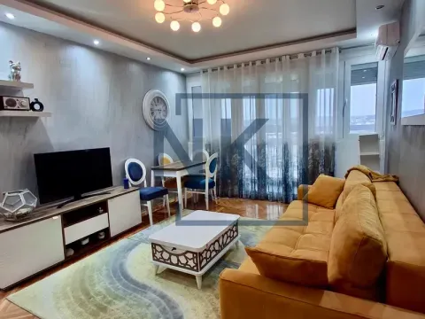 Rent, two bedroom apartment, 55m², Drpe Mandića, Podgorica - image 2