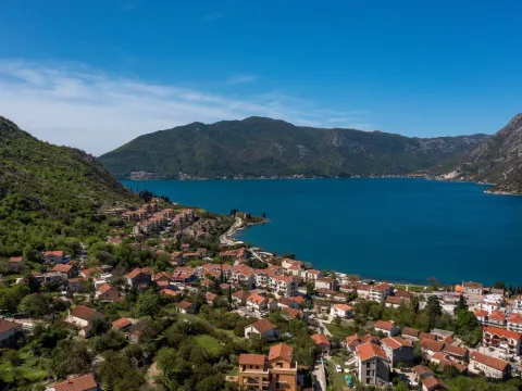 Prodaja, plac, 13000m², Risan, Kotor - image 2