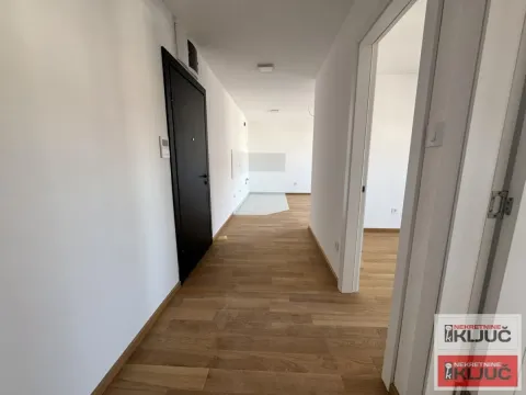 Prodaja, trosoban stan, 59m², Bulevar Evrope, Novi Sad Sve Podlokacije - image 9