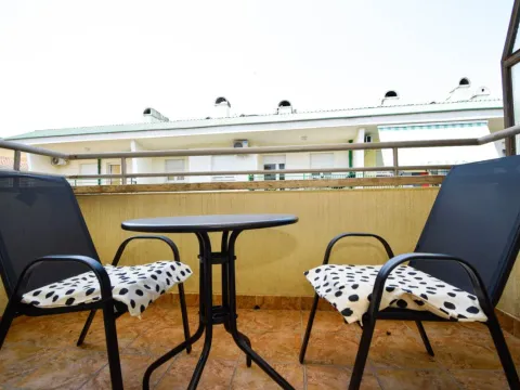 Rent, one bedroom apartment, 49m², Vezirov Most, Podgorica - image 10