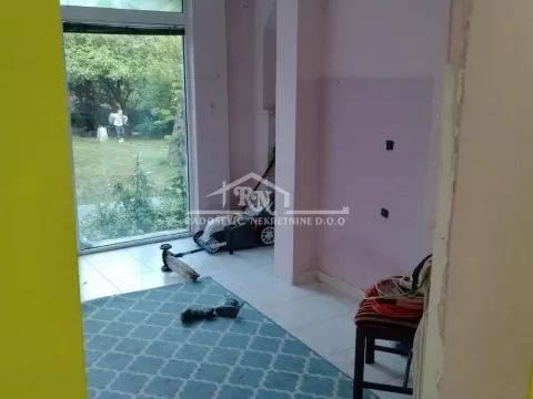 Izdavanje, poslovni prostor, 170m², Vidikovački venac, Rakovica - image 9