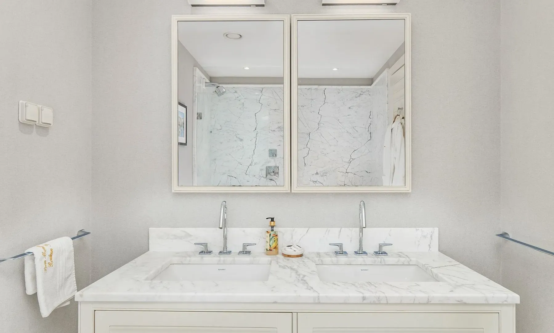 Prodaja, četvorosoban stan, 380m², Porto Montenegro, Tivat