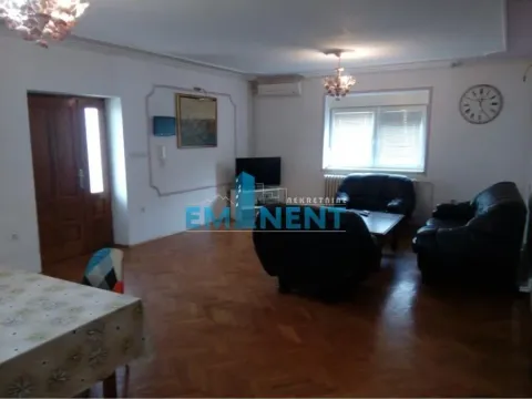 Izdavanje, kuća, 360m², Zemun Gornji Grad, Zemun Sve Podlokacije - image 3