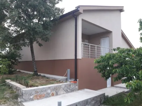 Izdavanje, kuća, 120m², Kokoti, Podgorica - image 8
